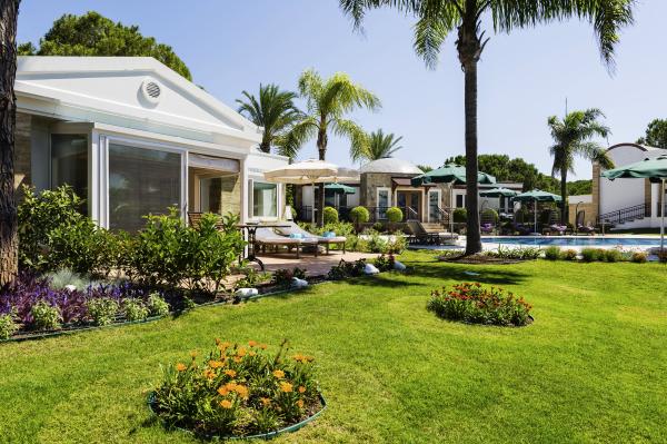 ROBINSON CLUB NOBILIS